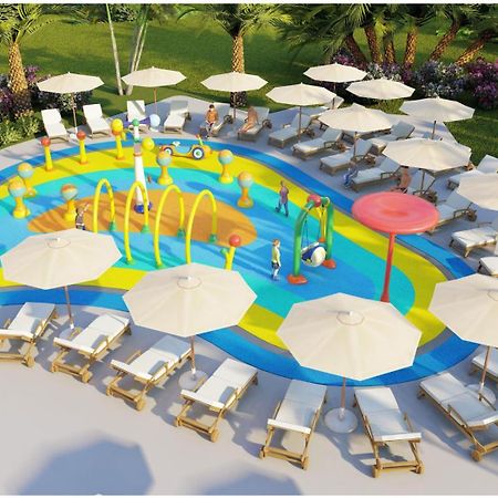 פרוטאראס Maris Grand Waterpark Resort מראה חיצוני תמונה